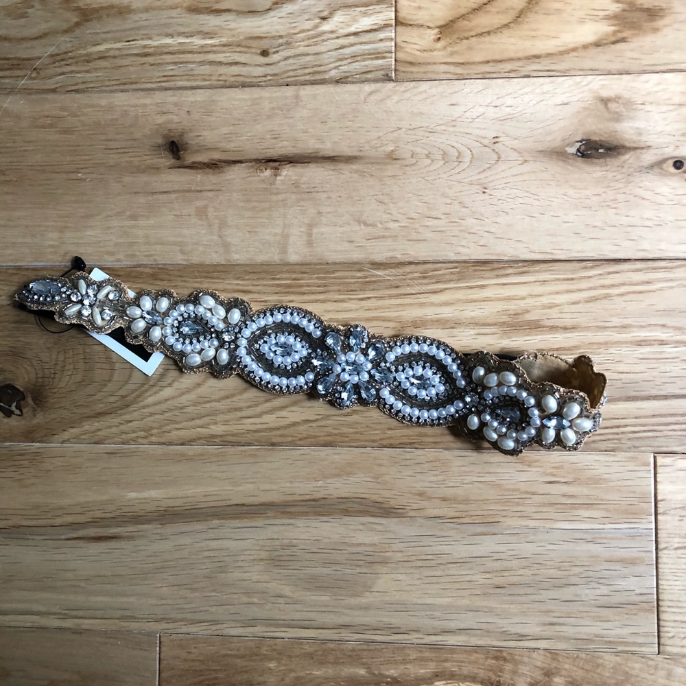 Headband pearls and diamonds